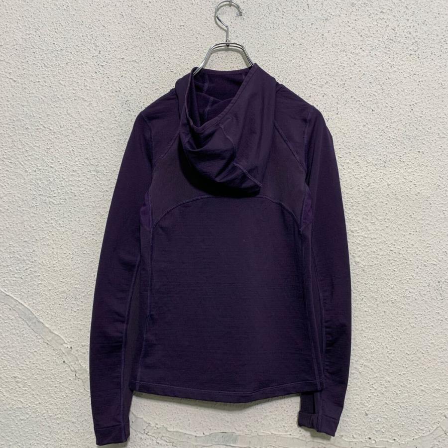 美品　ナイキ　NIKE  ブラック系　レディースプルオーバーパーカー　L 限定品 NIKE ナイキ パーカー プルオーバー レディース スウェット フーディー