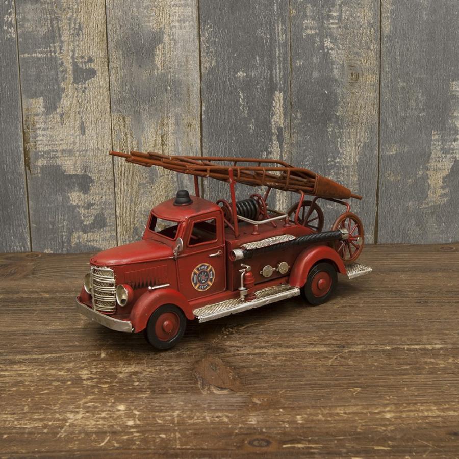ビンテージ風 ブリキ ミニチュアカー Fire Dept 消防車 Mサイズ ハンドメイド 1304a 50 アメリカン雑貨vs66 通販 Yahoo ショッピング