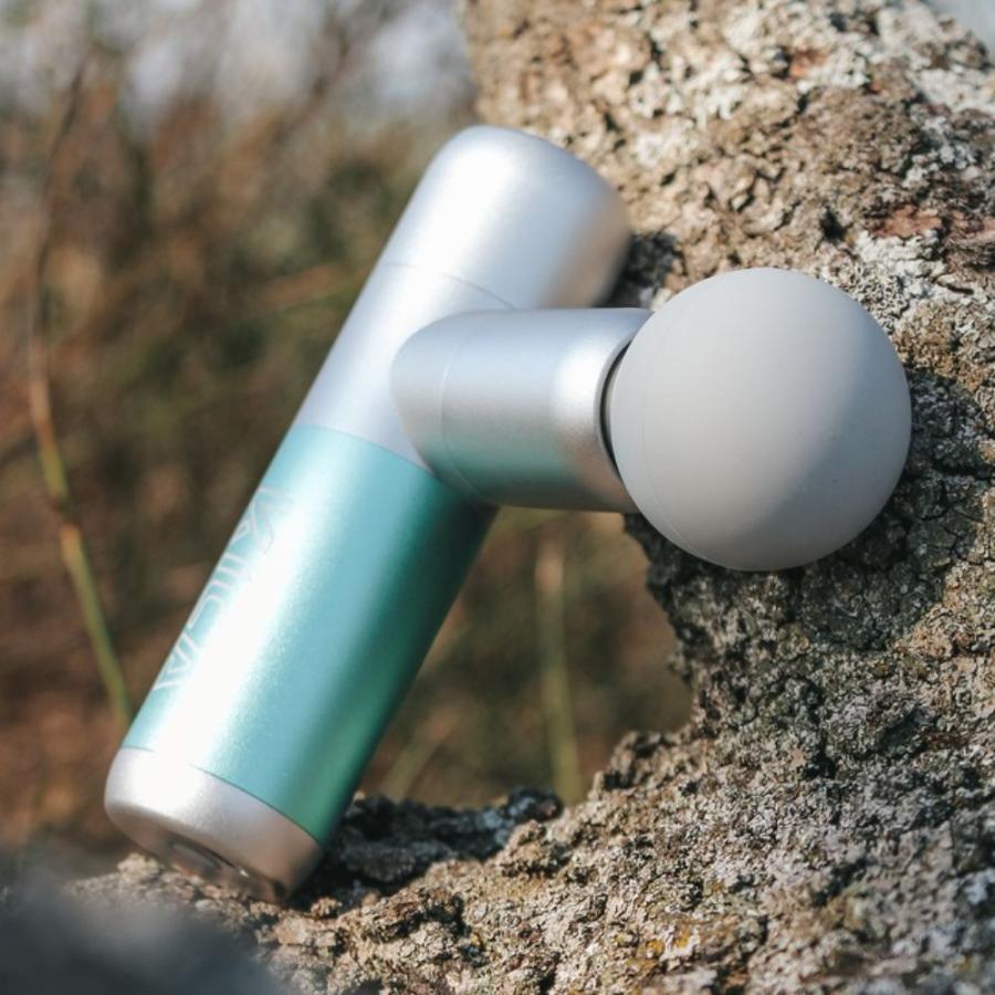 マッサージガン KiCA MINI セルフケアガン ミント 最小 最軽量 255g