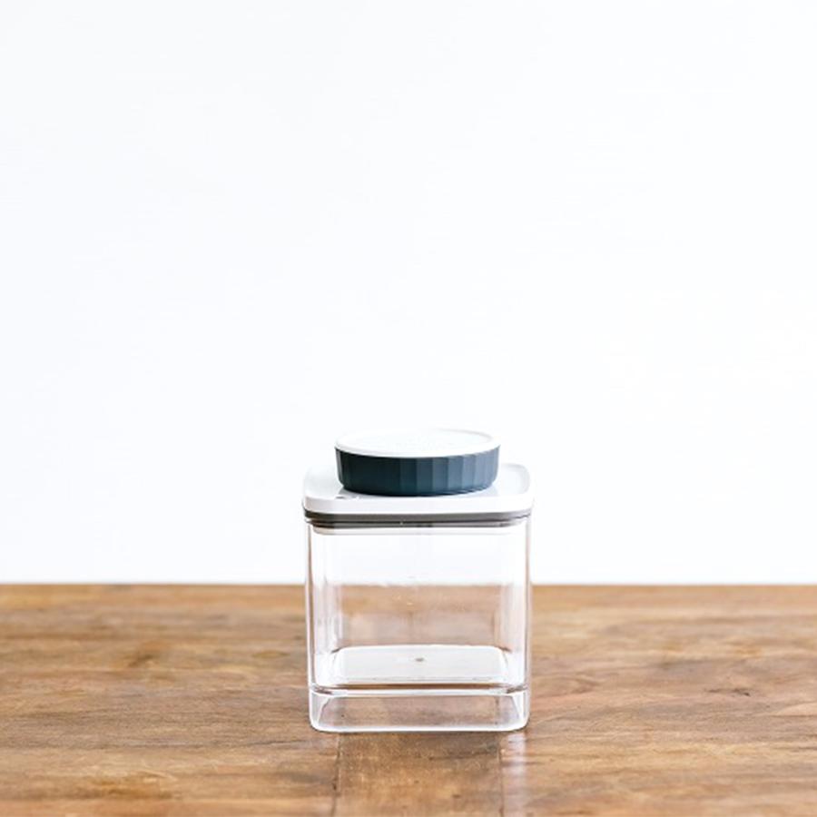 真空保存容器 おしゃれ ターンエヌシール グレー 0 6l 1個 真空保存 密封 密閉 容器 つくりおき 常備菜 コンパクト 小型 Vt Zc いただきプラザ Yahoo 店 通販 Yahoo ショッピング