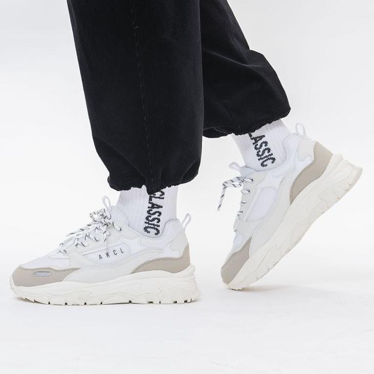 adidas アキクラシック 厚底 スニーカー レディース ダッド adidas アキクラシック 厚底 スニーカー レディース ダッド