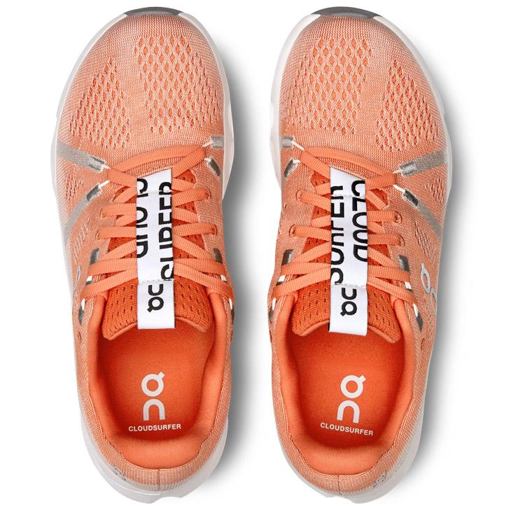 On オン ランニングシューズ レディース on クラウドサーファー