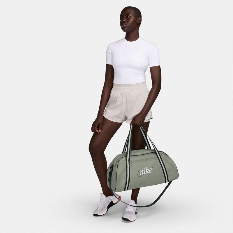 新品　未開封　日本未入荷Nikeジム、デイリーバック24L お値下げしました 楽天市場】ナイキ ハイキング デイパック (24L) NIKE ジム