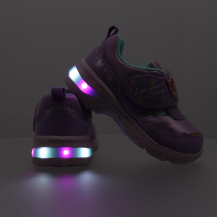ディズニープリンセス キッズシューズ 女の子 光る靴 Led 14 19cm スニーカー Moonstar ムーンスター ジュニア 子供靴 Disney かわいい ベル アリエル Dn C1290 Dn C1290 World Wide Market 通販 Yahoo ショッピング