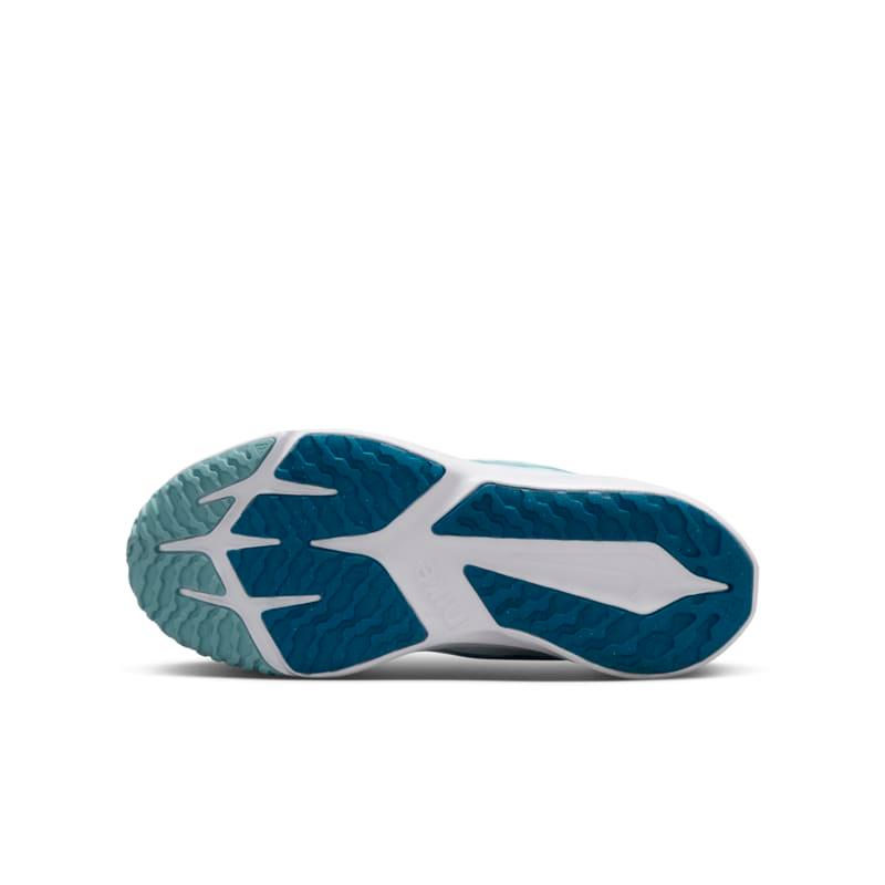 NIKE（ナイキ） ジュニア スニーカー 子供靴 22.5-25cm ランニング