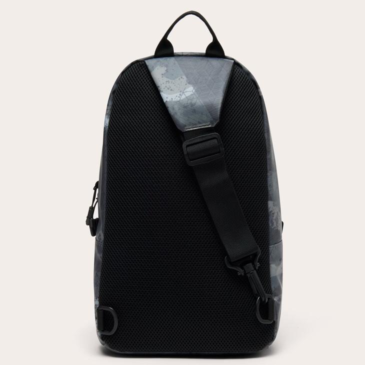 正規品　Oakley オークリー　ボディバッグ ブラック　希少　ブラックタグ 楽天市場】オークリー ボディバッグの通販