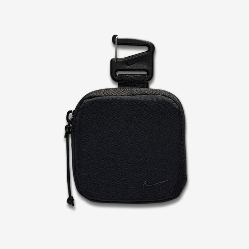 NIKE（ナイキ） トートバッグ 20L メンズ レディース かばん スポーツ