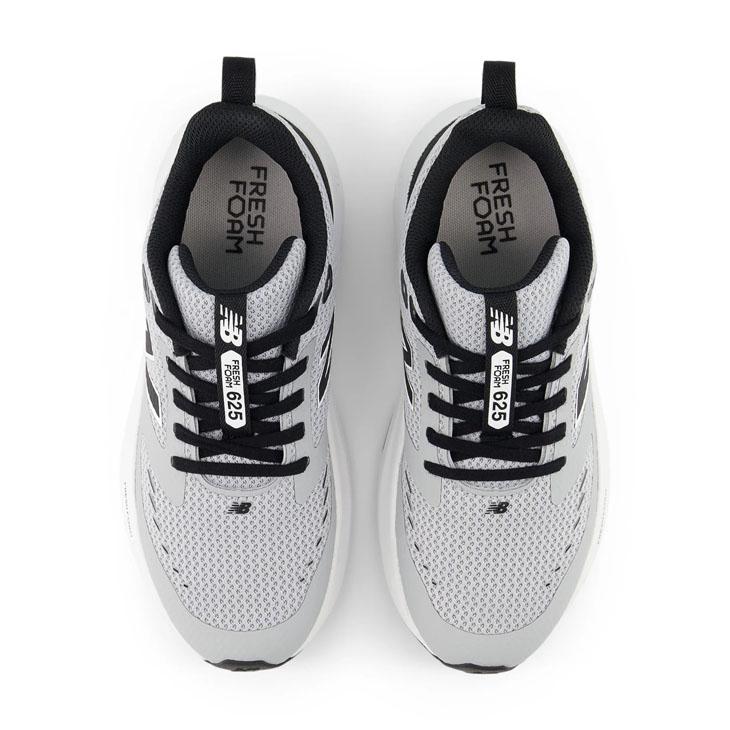 New Balance（ニューバランス） ジュニア ランニングシューズ