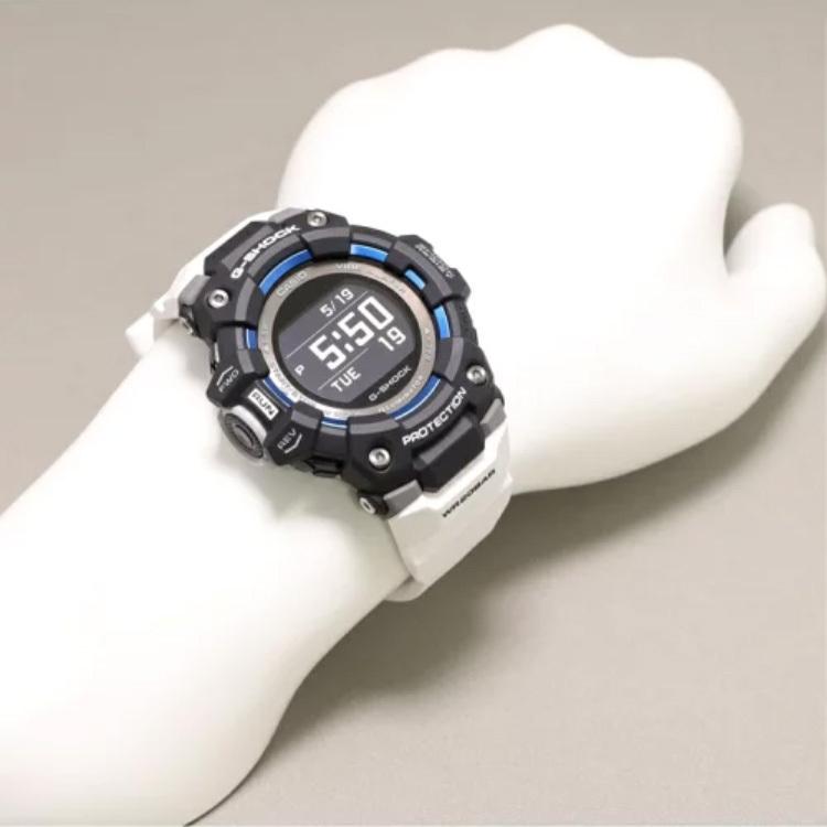 正規カシオ G-SHOCK G-SQUAD GBD-100シリーズ【美品稼働品】 G-SHOCK GBD-100-1 G-SQUAD スマホ連動 デジタル メンズ 腕時計