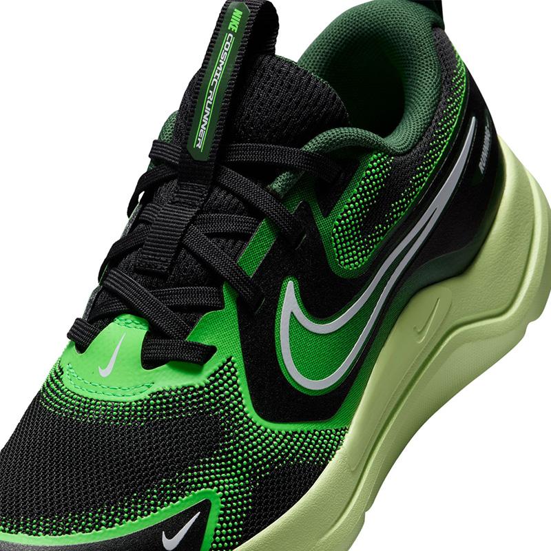 NIKE（ナイキ） ジュニア スニーカー ランニングシューズ コズミック