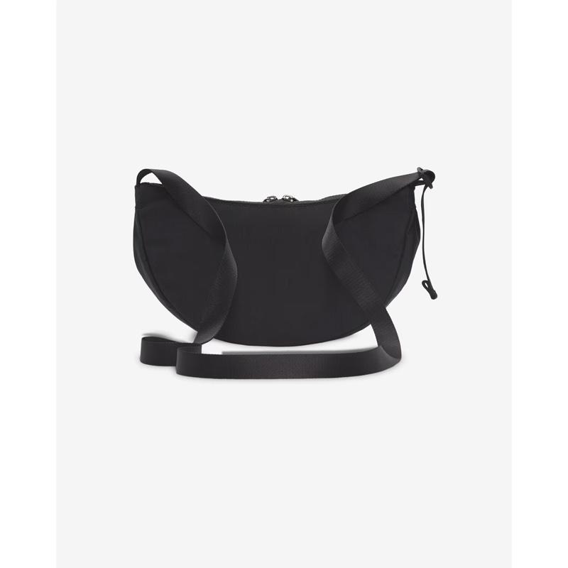 NIKE（ナイキ） ショルダーバッグ 半月型 4L NIKE オーラ クレセント