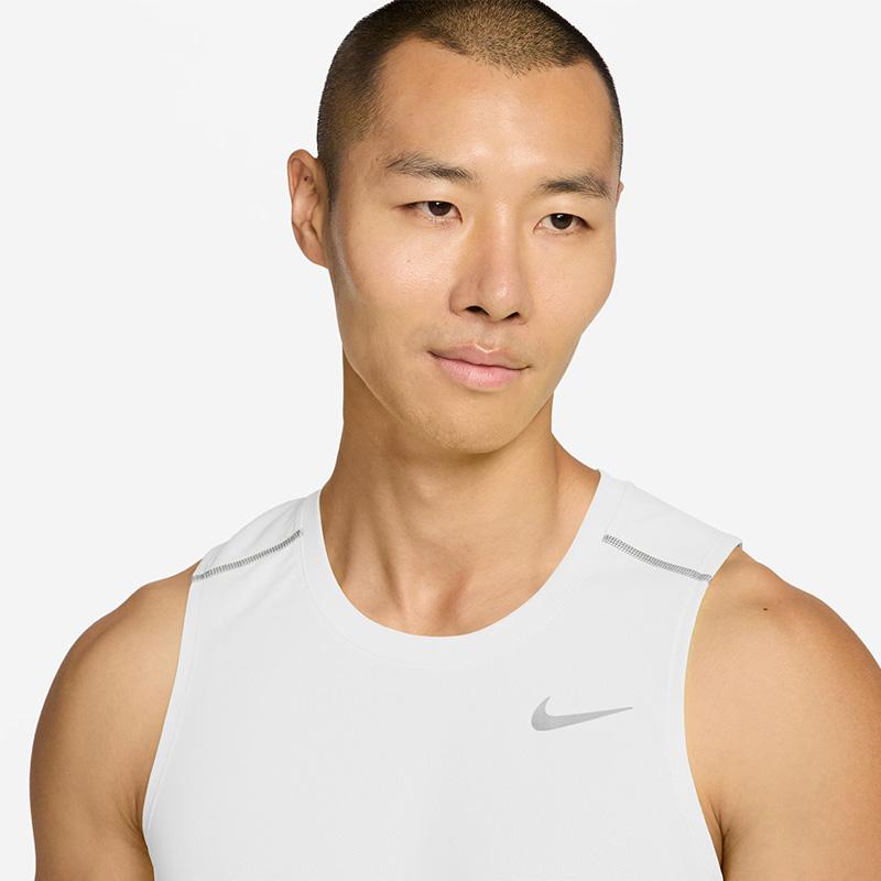 NIKE（ナイキ） ノースリーブ メンズ ランニングシャツ ドライフィット