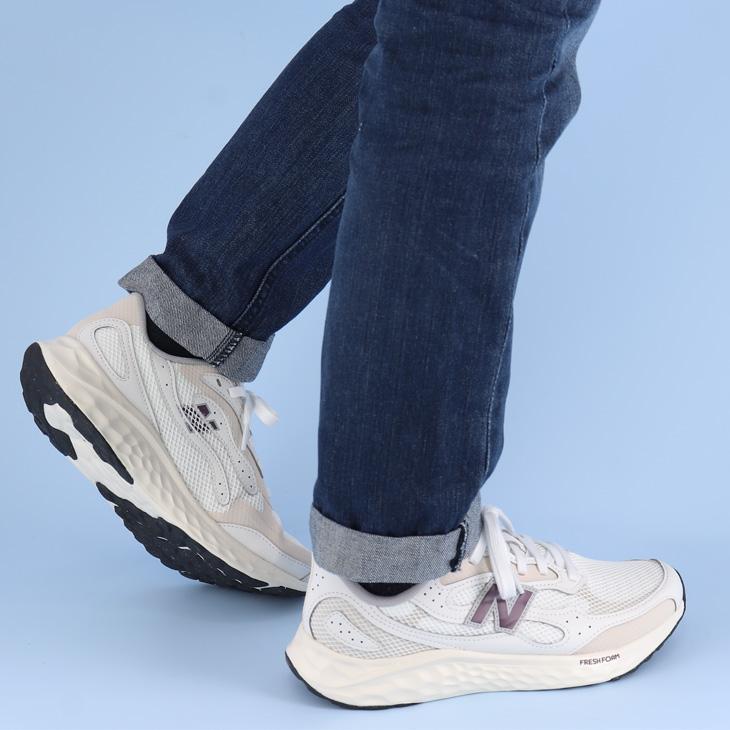 WHIZ ニューバランス ランニングシューズ メンズ 2E(標準) Newbalance
