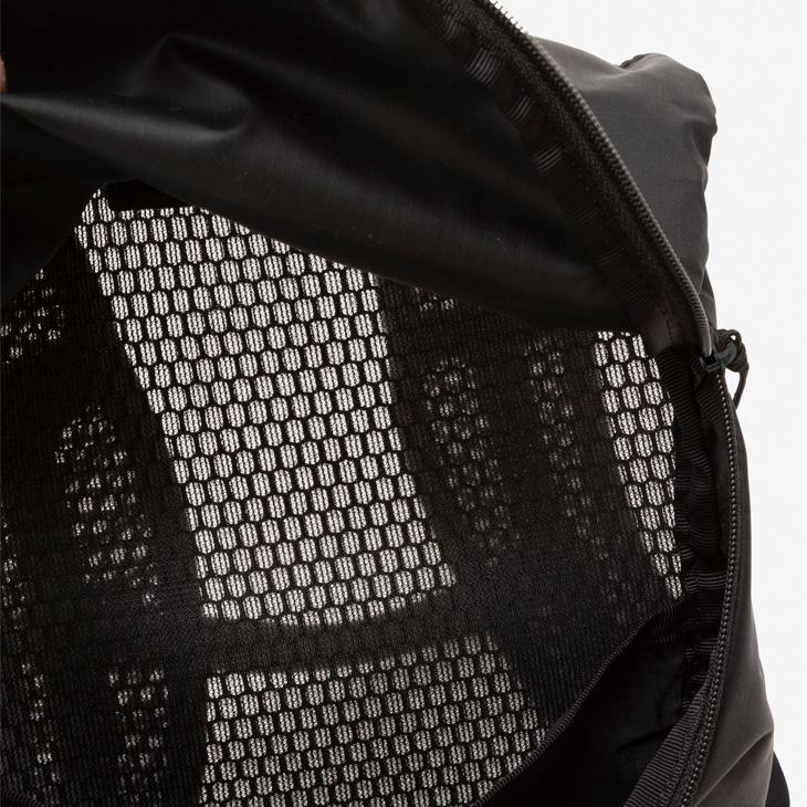 THE NORTH FACE ザ・ノース・フェイス ランニングパック 6L ユニ THE NORTH FACE ザ・ノース・フェイス ランニングパック 6L ユニ