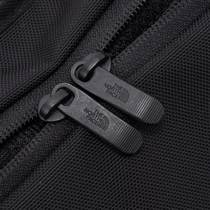 ザ・ノース・フェイス ショルダーバッグ 5L THE NORTH FACE シャトルショルダーポーチ ガジェットバッグ 電子機器 PC周辺機器 ノートPC タブレット 収納バッグ キャリングバッグ 仕事 ビジネス 通学 普段使い ブランド 鞄/NM82454 THE NORTH FACE（ザ ノースフェイス） ショルダーバッグ 5L THE NORTH