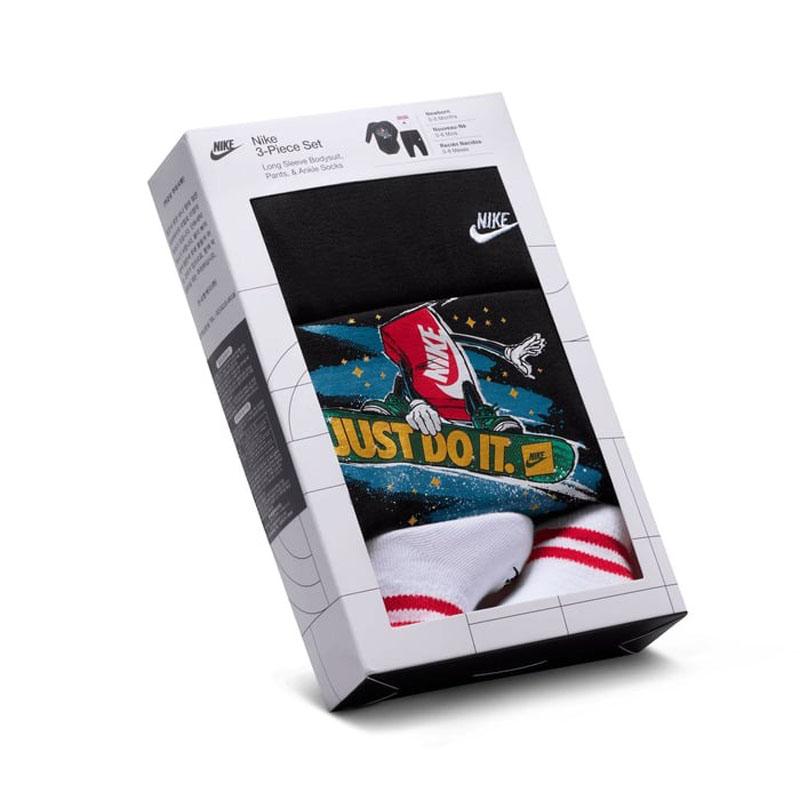 NIKE（ナイキ） ベビーウェア 3点セット 74-82cm 新生児 NIKE 3PC BOXY