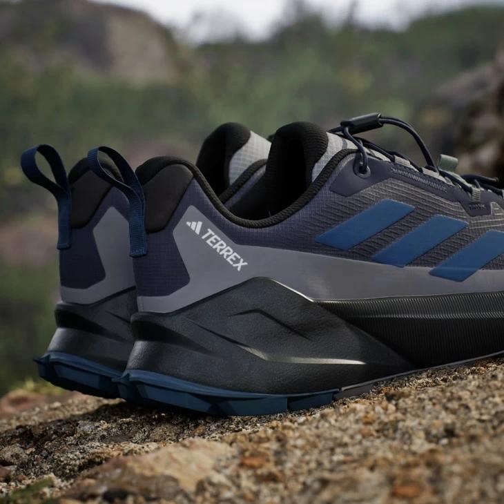 adidas（アディダス） アウトドアシューズ メンズ adidas TERREX