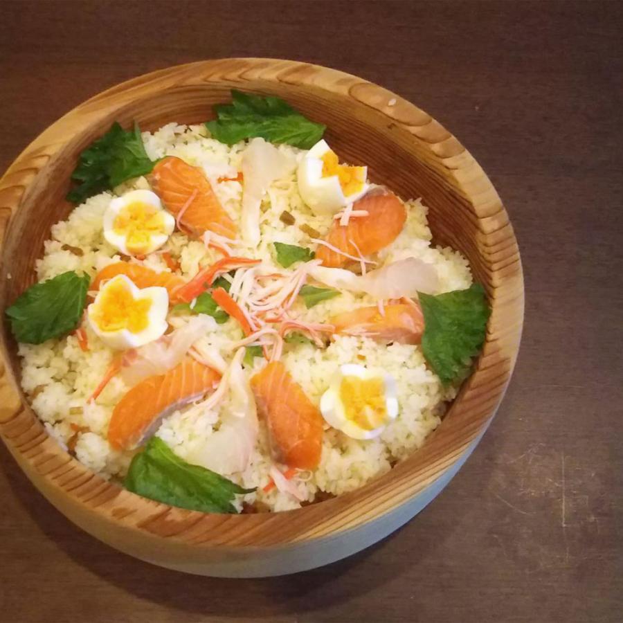 寿司桶 Amazon.co.jp: 中央化学 日本製 使い捨て寿司桶 DX丸桶 50 金砂