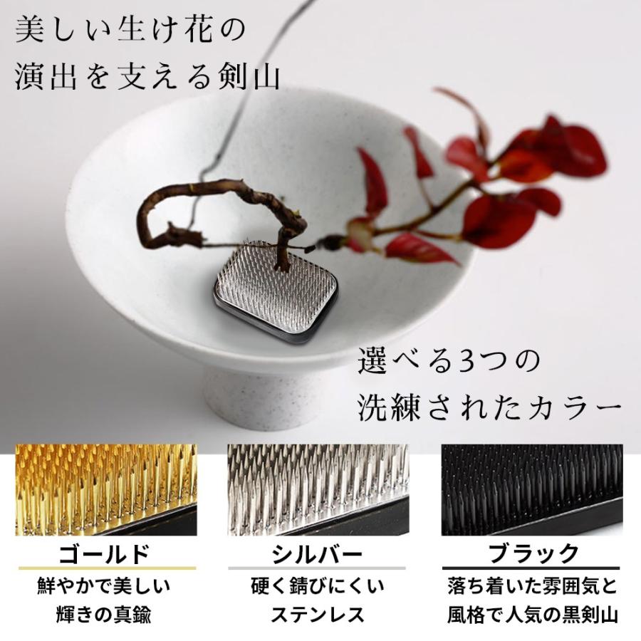 正規逆輸入品 剣山 生け花 角剣山 本格派 日本製 大角 70 傷つけないゴムリング付き mm) 石崎剣山 (96 x 剣山 剣山 生花 石崎剣山製作所 ハナカツ