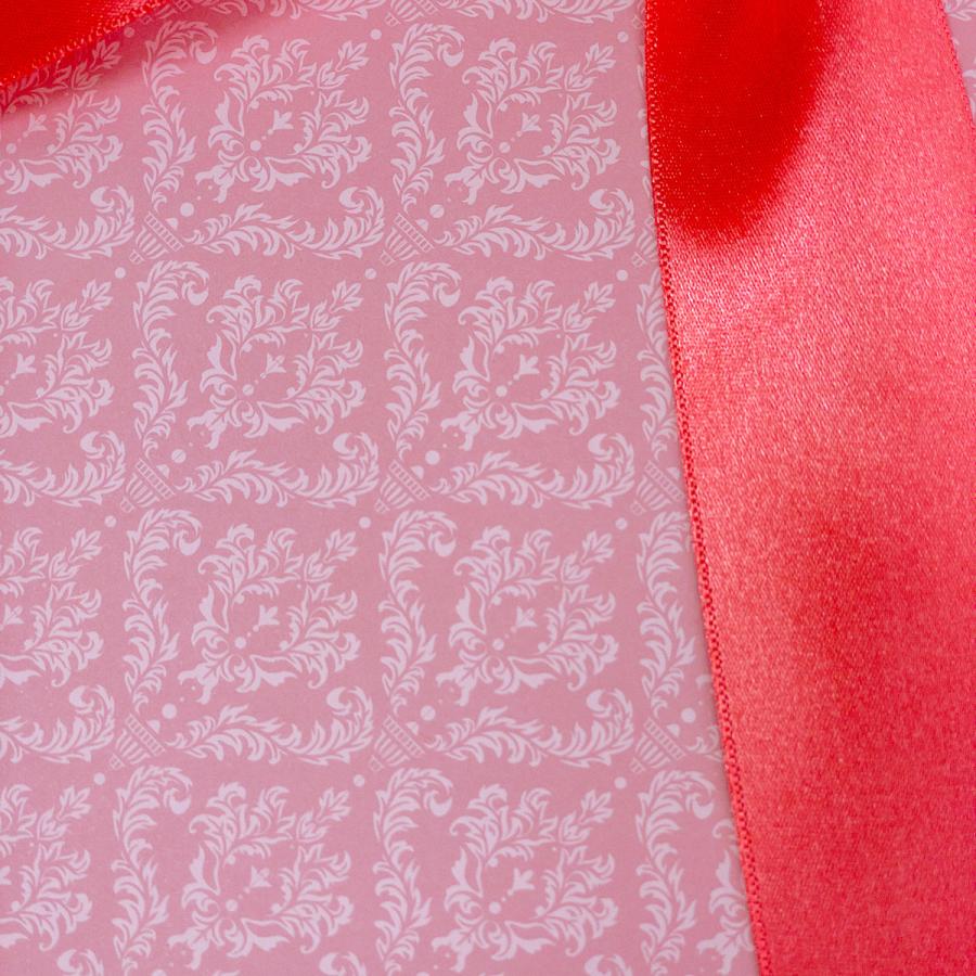 ギフトラッピング 赤リボン・ピンク包装紙 : ギフトならウーバンアビー