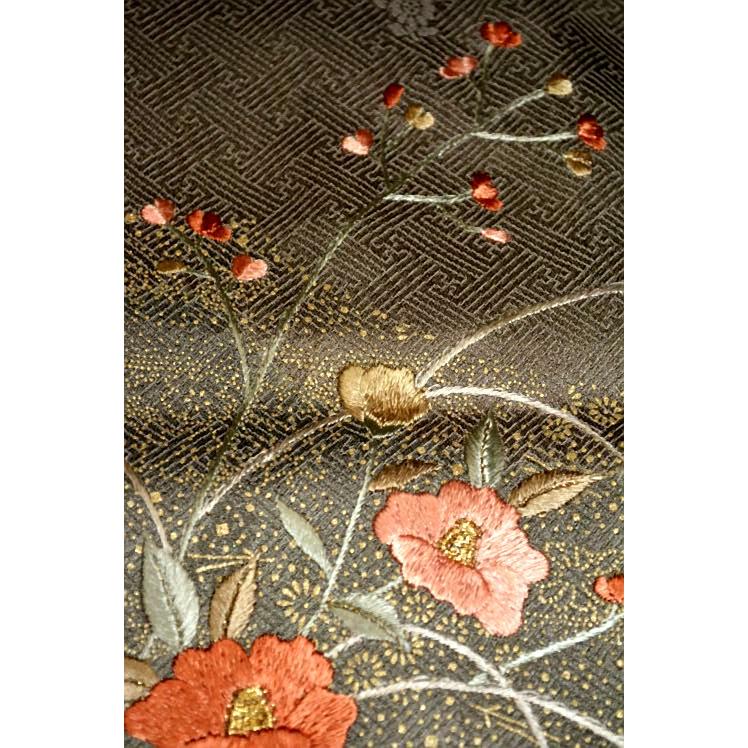 訪問着 中古 着物 送料無料 最高級 美品 金彩 絞り シシュウ 花柄 1つ 