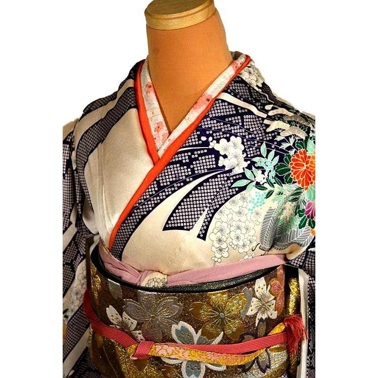 振袖 中古 着物 送料無料 最高級 新品同様 金駒シシュウ 鹿の子柄 束ね