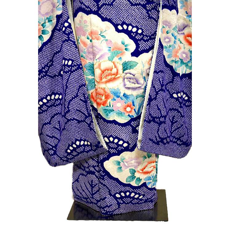 清楚な振袖 中古 着物 送料無料 最高級 新品同様 金彩 金駒シシュウ