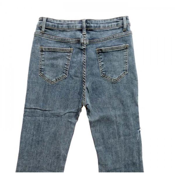 【USED品】GUCCI ブーツカットデニム ブルー 裾切りっぱなしロック仕立て USED品】GUCCI ブーツカットデニム ブルー 裾切りっぱなしロック