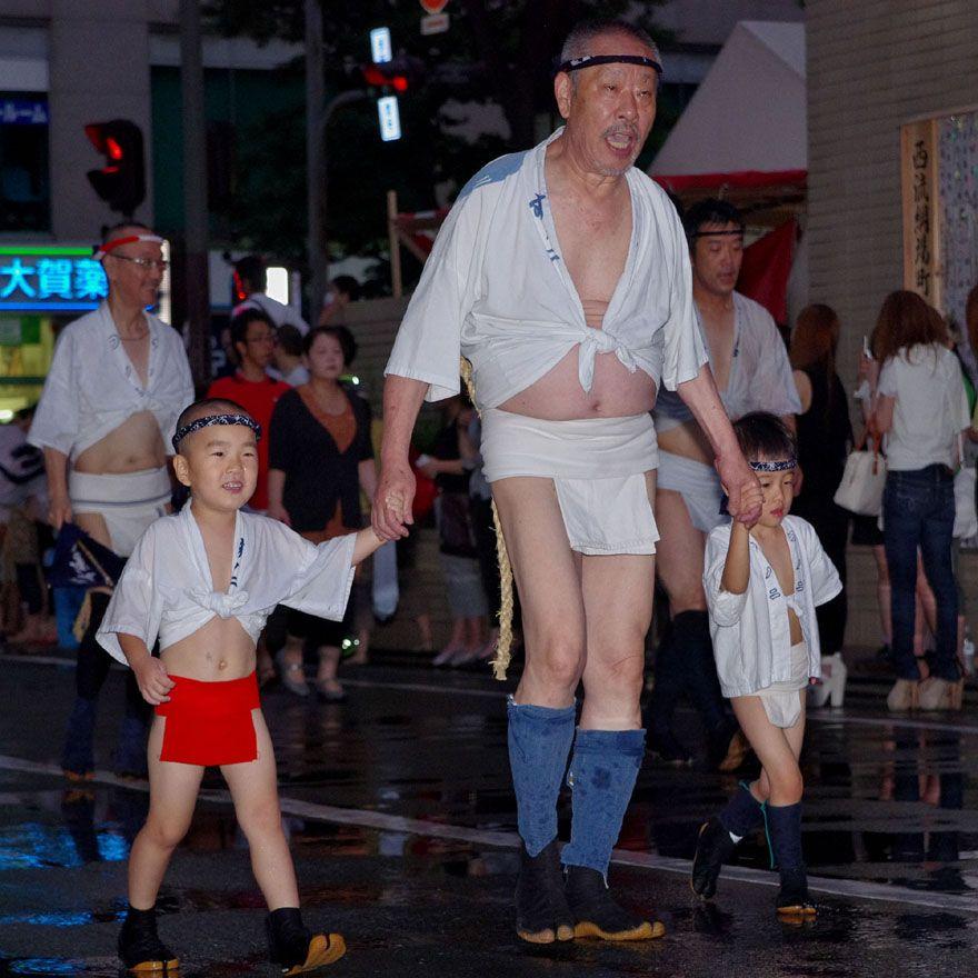 【06】 ＤＶＤ写真集「博多祇園山笠」（スライドショー形式） |  | 04