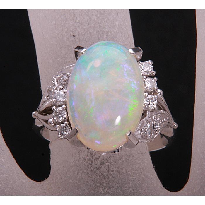 質屋出品》Pt900☆天然オパール+ダイアモンドリング☆C-4263  