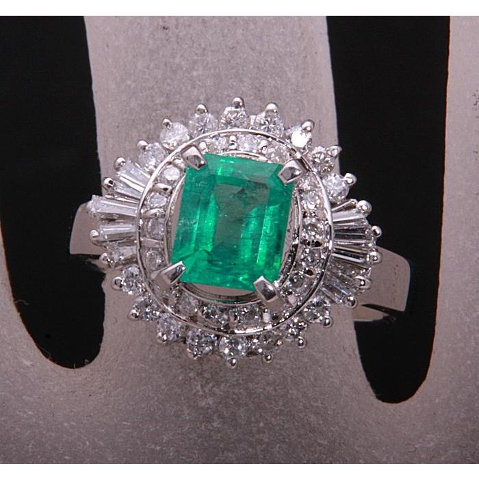 質屋出品》Pt900☆天然エメラルド1.13ct+ダイアモンドリング☆C-4276 