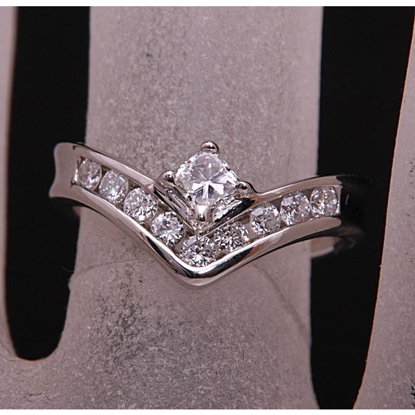 質屋出品》Pt900☆天然ダイアモンド0.21ct+0.31ctデザインリング