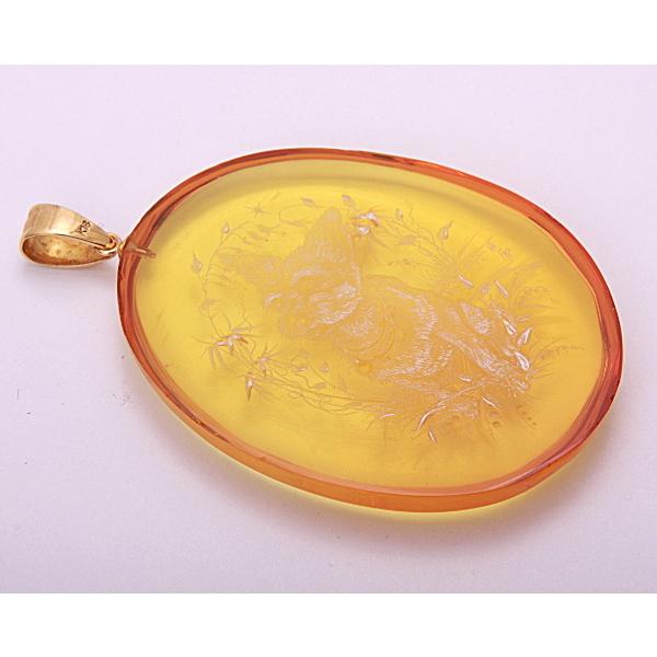 質屋》k18☆天然琥珀のインタリオペンダントトップ☆C-5014 : wadaya44