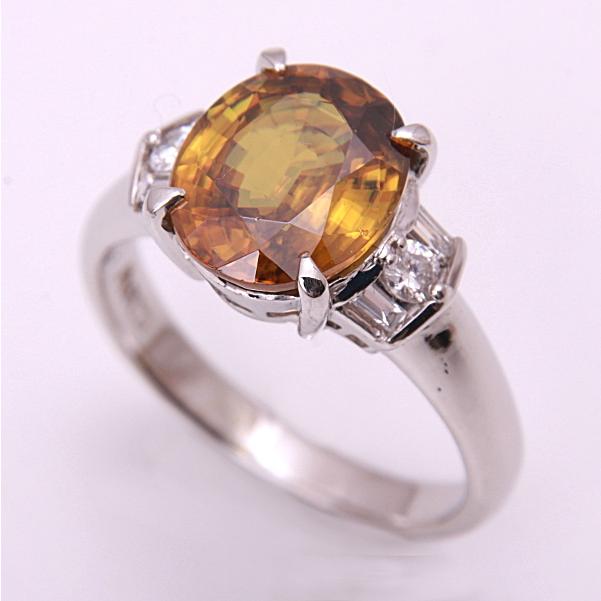 質屋》Pt900☆天然ジルコン3.89ct+ダイアモンドリング☆C-5292 