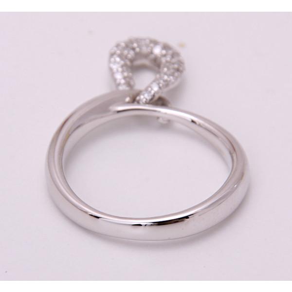 質屋出品》RUGIADAルジアダ☆750(k18)WG天然ダイアモンドデザイン 