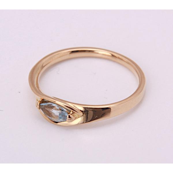 質屋出品》4℃☆k18天然アクアマリンデザインリング☆C-5805 : wadaya44