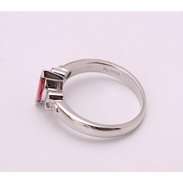 《質屋出品》Pt900★天然ルビー0.50ct+ダイアモンドデザインリング★C-5870 【光沢のある】