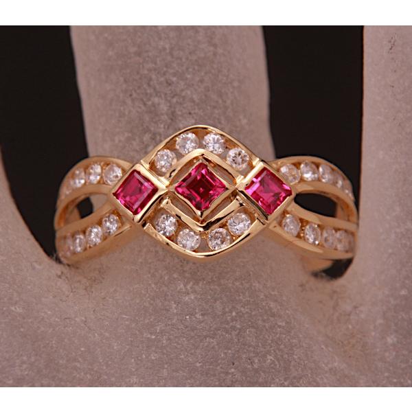 質屋出品》k18☆天然ルビー+ダイアモンドデザインリング☆C-5935