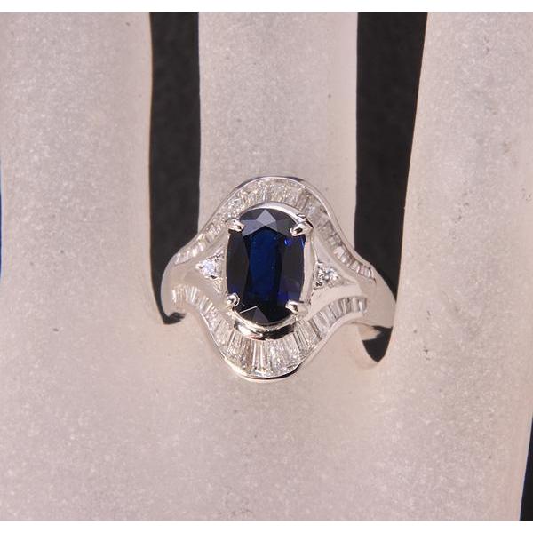 質屋出品》Pt900☆天然サファイア3.61ct+ダイアモンドリング☆k-4185 