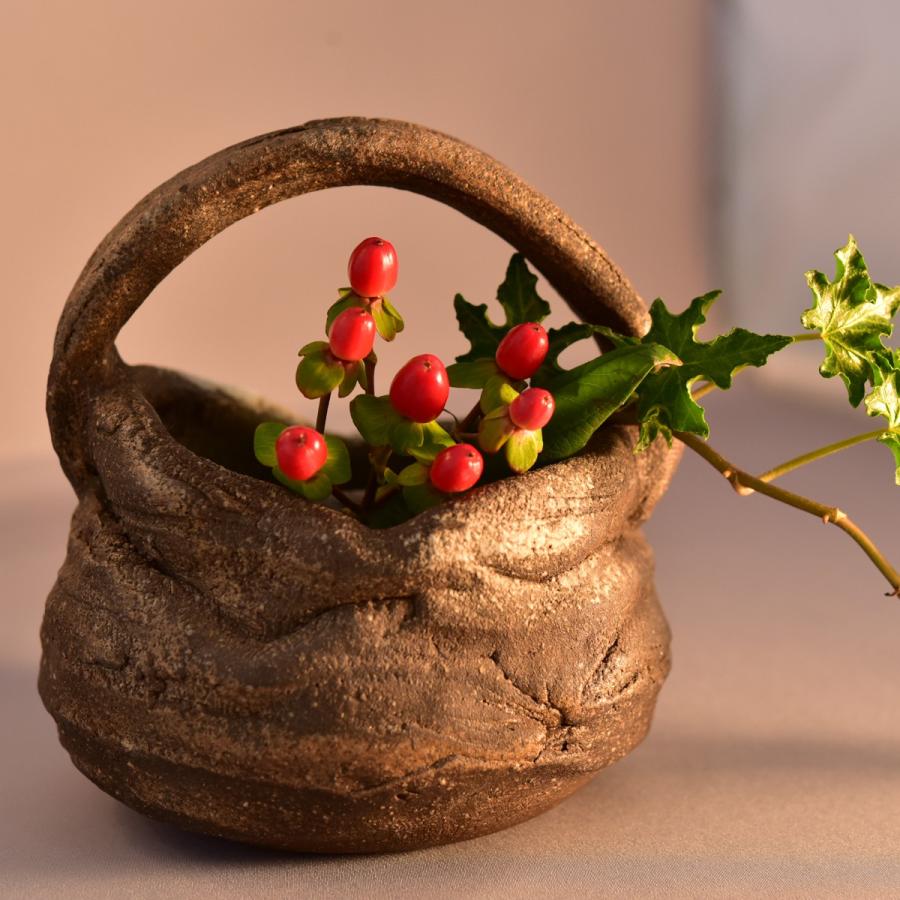 笠間焼 水野良子 花留め付 花瓶 茨城県 お取り寄せ お土産 ギフト プレゼント 特産品 名物商品 母の日 おすすめ わが街とくさんネット 通販 Paypayモール