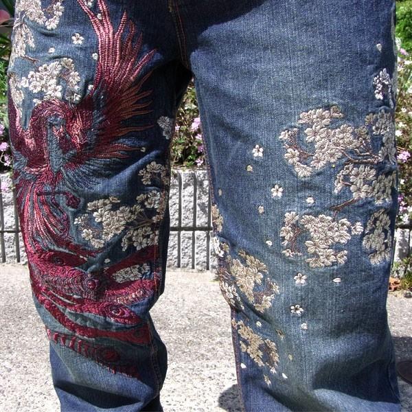 本州限定送料無料】【華鳥風月352692】和柄刺繍ジーンズ 鳳凰 本州限定送料無料】【華鳥風月352692】和柄刺繍ジーンズ 鳳凰