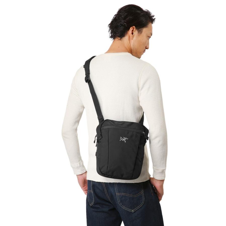 Arc Teryx アークテリクス Slingblade 4 スリングブレイド ショルダーバッグ Black メンズ アウトドア ブランド メーカー クーポン対象外 Acb ミリタリーショップwaiper 通販 Yahoo ショッピング