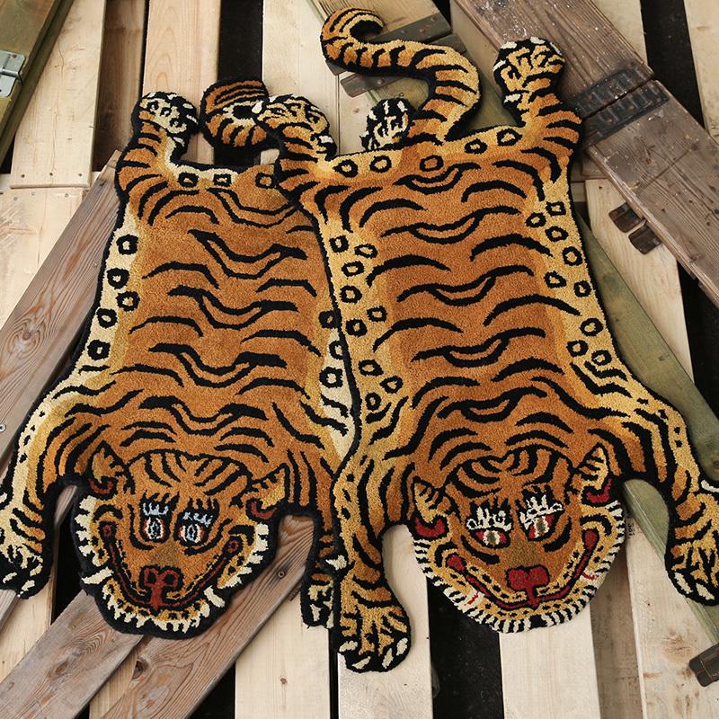 DETAIL 新品 チベタン タイガーラグ Sサイズ カーペット 絨毯 DETAIL 新品 チベタン タイガーラグ Sサイズ カーペット 絨毯