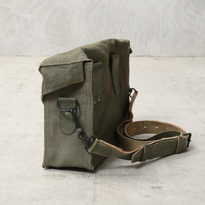 MILITARY（ミリタリー） 実物 USED フランス軍 ビンテージ アーモ