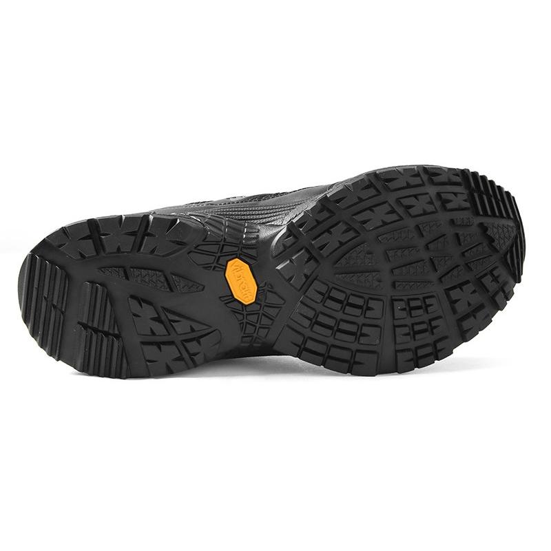 イギリス軍 マグナム ミリタリー スニーカー ハイテック オール