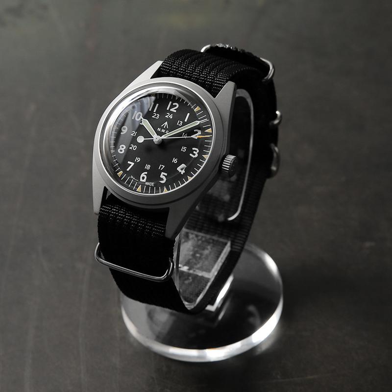 NAVAL WATCH 　ナバル ウォッチ　ミリタリー ウォッチ NAVAL WATCH ナバルウォッチ HOWL002 WATCH×BARKOUTSIDERS コラボ