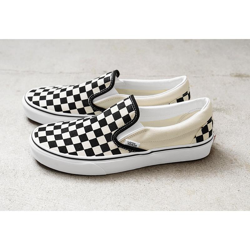 VANS（ヴァンズ） VN000EYEBWW CLASSIC SLIP-ON スニーカー
