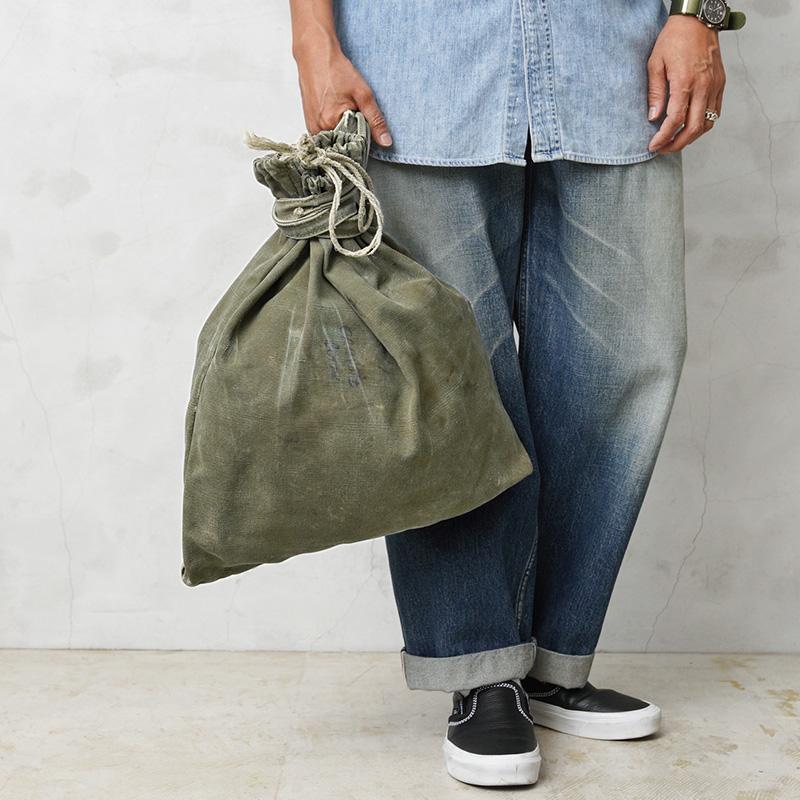 MILITARY 実物 USED ルーマニア軍 ヴィンテージ ダッフルバッグ MILITARY 実物 USED ルーマニア軍 ヴィンテージ ダッフルバッグ