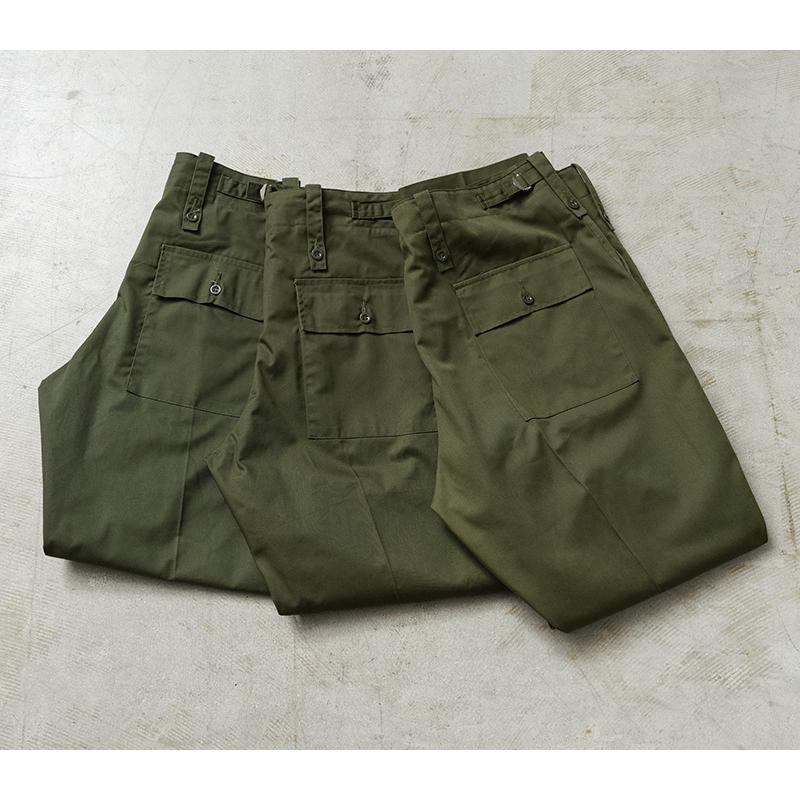 MILITARY（ミリタリー） 実物 新品 デッドストック イギリス軍 ライト