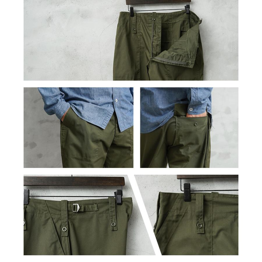 MILITARY（ミリタリー） 実物 新品 デッドストック イギリス軍 ライト